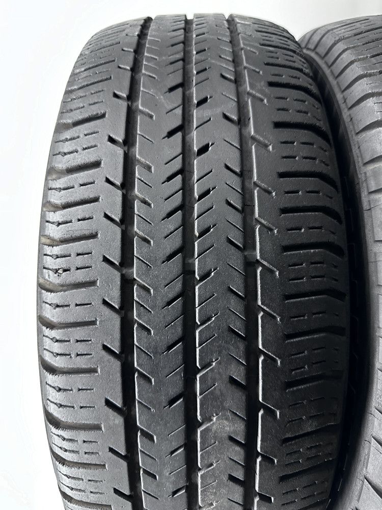 4шт бу літо цешка 215/65/R15C 6мм Michelin Agilis 51