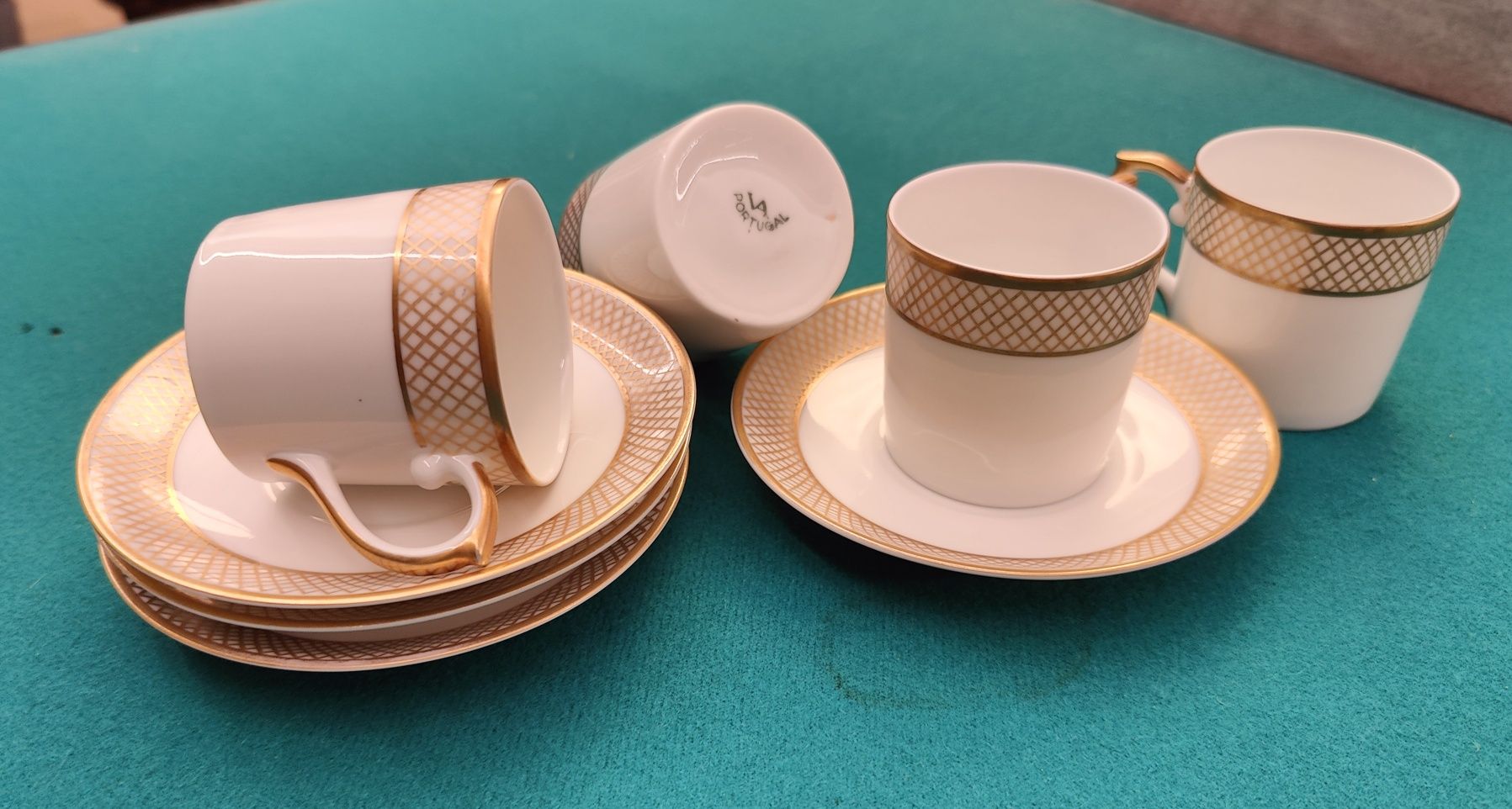 Colecção 4 chávenas de café Vista Alegre