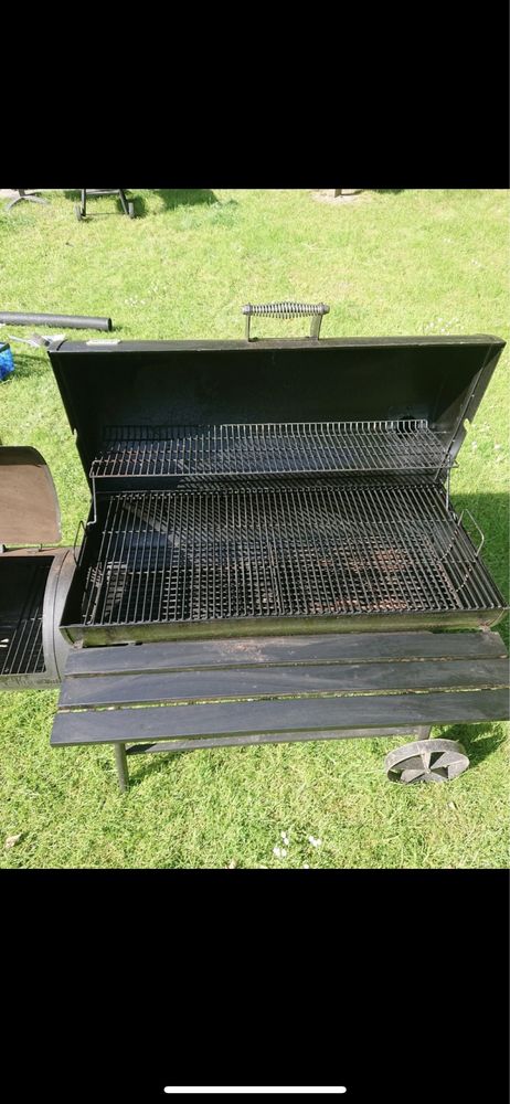 Smoker grill wędzarnia