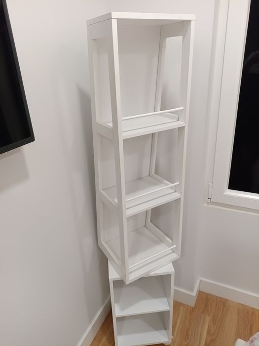 Estante Rotativa com Espelho