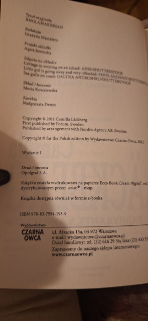 Czarna Seria, Camilla Lackberg, Fabrykantka aniołków