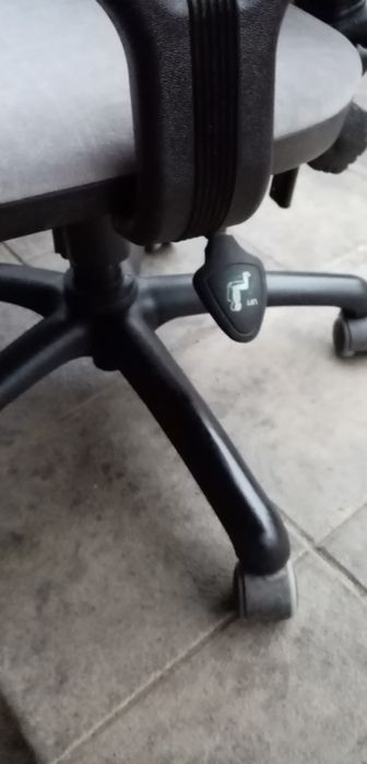 крiсло для офiсу та дому