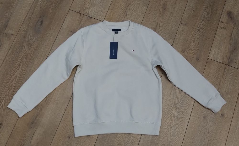 Bluza Tommy Hilfiger 140/146 Nowa z metką