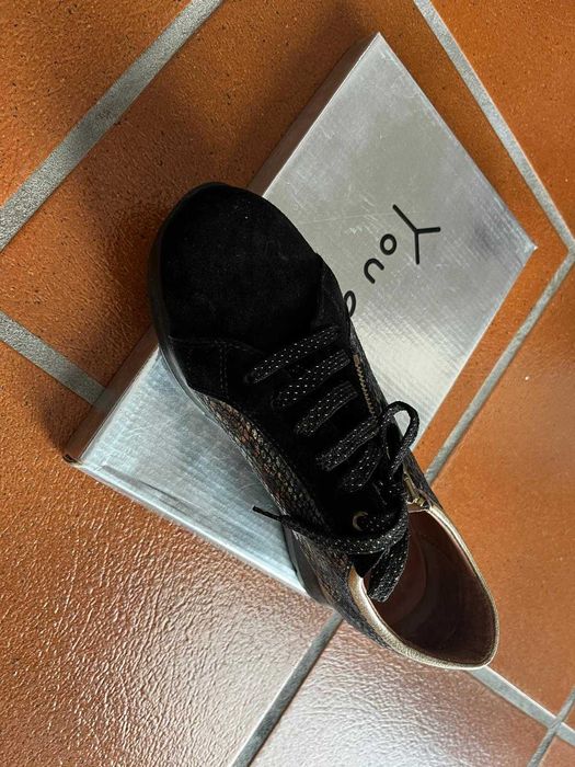 Sapatilhas como novas de camurça