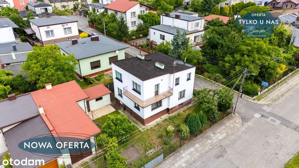 Dom wolnostojący z budynkami gospodarczymi