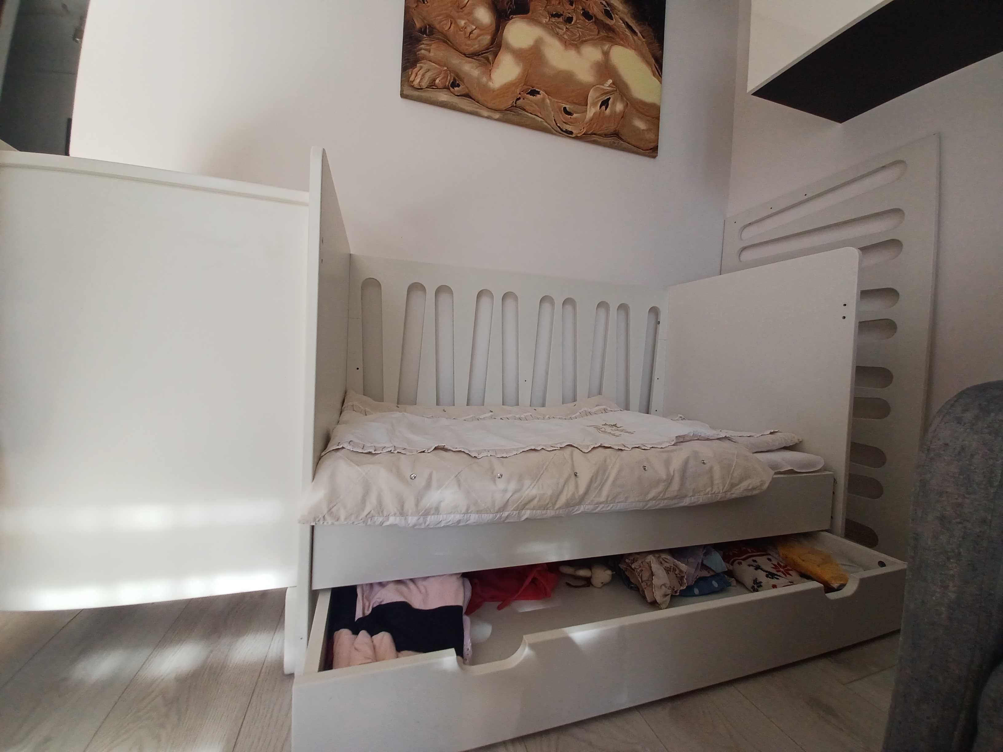 Łóżeczko dziecięce 3w1 Pinio komoda i szafka