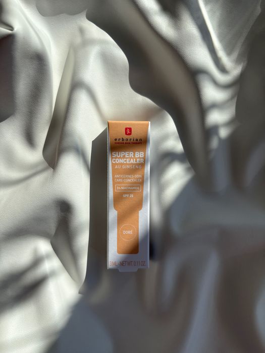 Korektor pielęgnacyjny Erborian Sephora