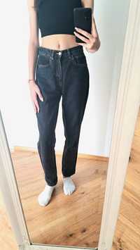 Czarne szerokie spodnie jeansowe mom jeans jeansy XS 34 Pull&Bear