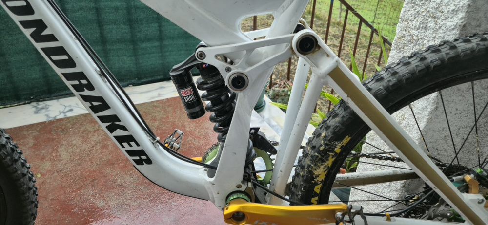 Bicicleta Mondraker