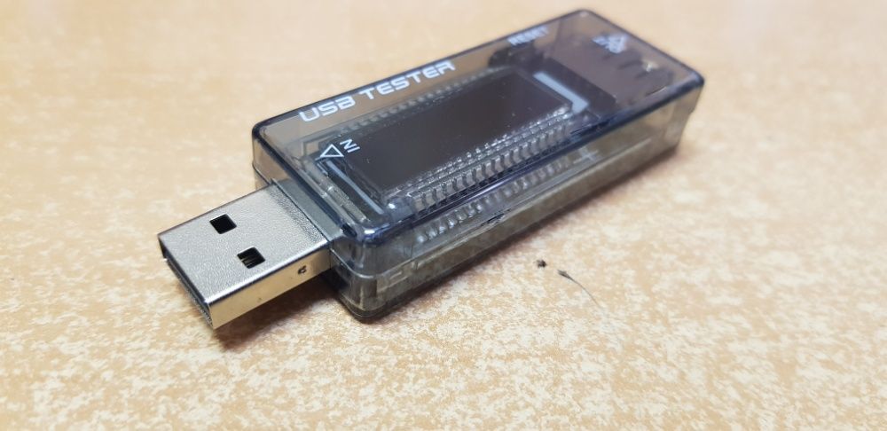 USB тестер KWS-V21 измеряет емкость,ток, время заряда 3-20V, 3.3A max