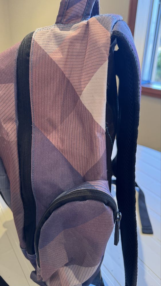Mochila multicolor da Deeply