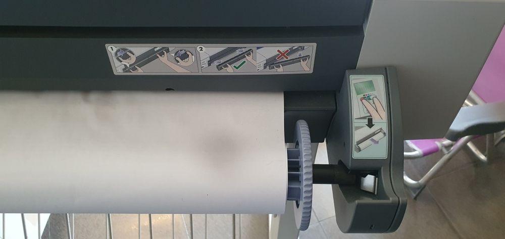 Plotter HP DesignJet T1100 + Guilhotina A3 Staples
