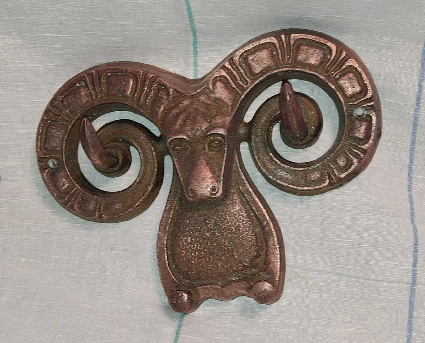 Крючок баран для одежды или полотенец (акция весь декабрь - было 4000)