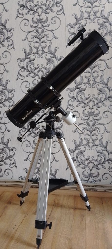 Телескоп sky-watcher bk 1309EQ2 + окуляри super 10 mm , super 25 mm