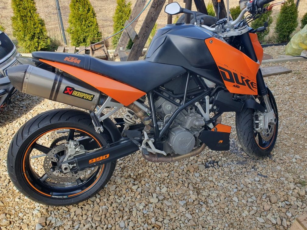 KTM Super Duke  990