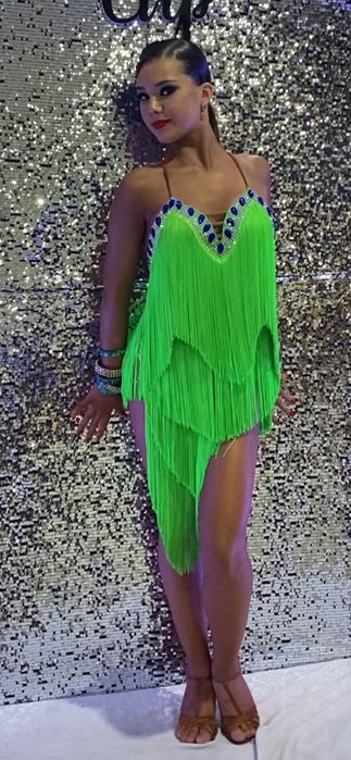 Сукня для латини