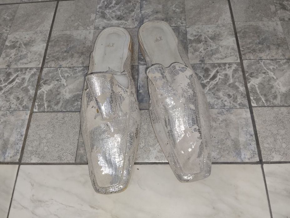 Женские кожаные шлепки сабо