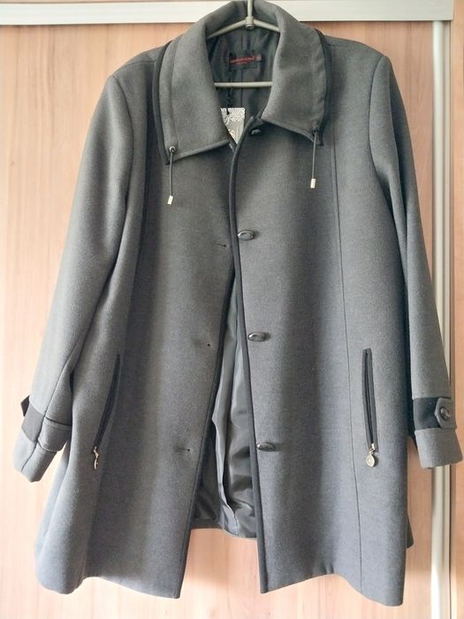 Куртка (плащ, плащик)