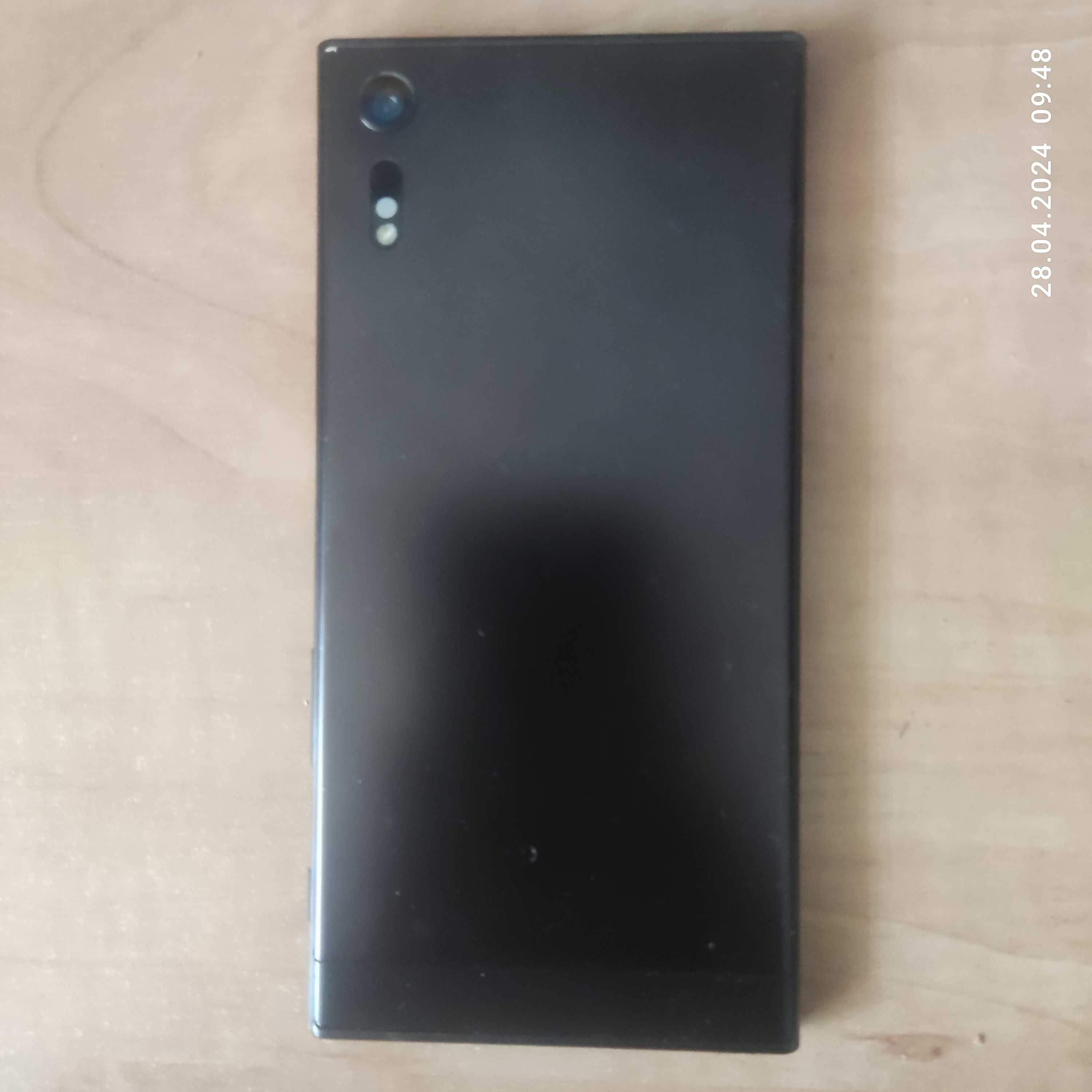 Smartfon Sony Xperia XZ - na części