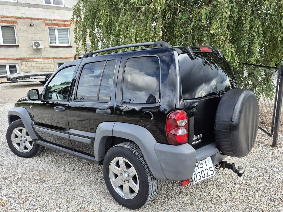 Jeep Luberty 2.8 Diesel !! Automat !! 4x4 !! Zadbany !!