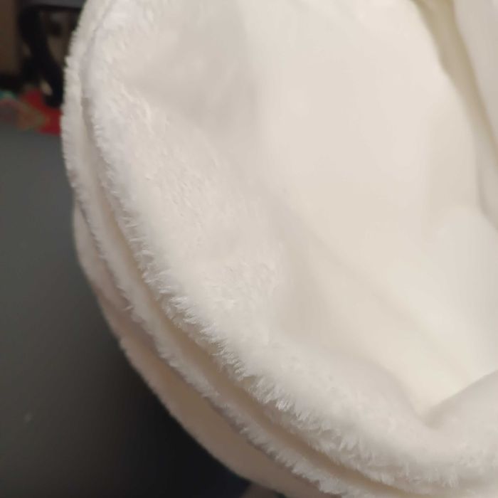 Legowisko duże Trixi na kaloryfer Nowe!