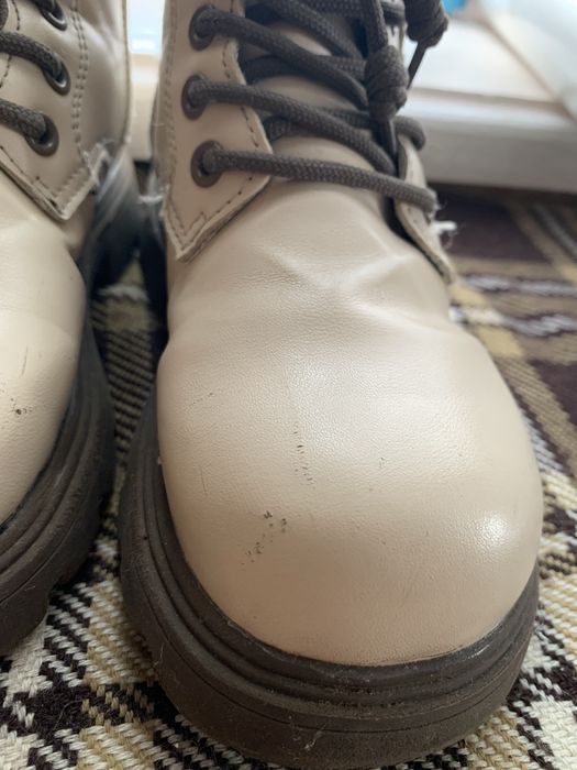 Взуття для дівчинки