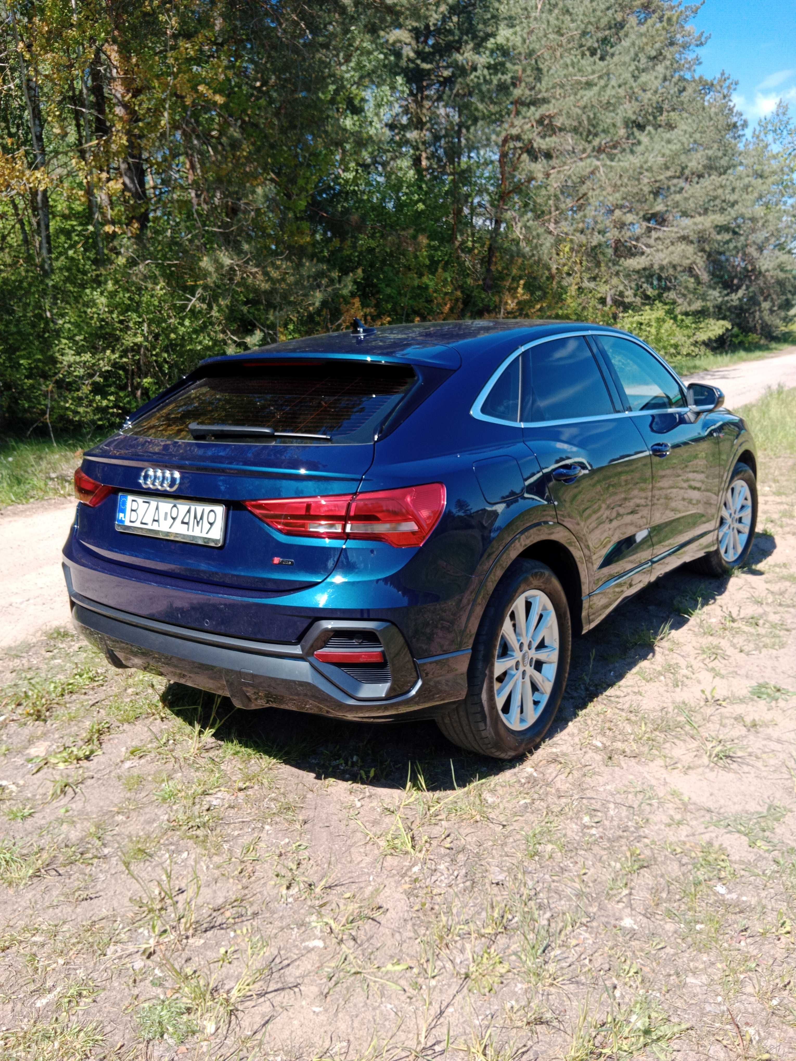 Audi Q3  Sportback S-Line  stan idealny .