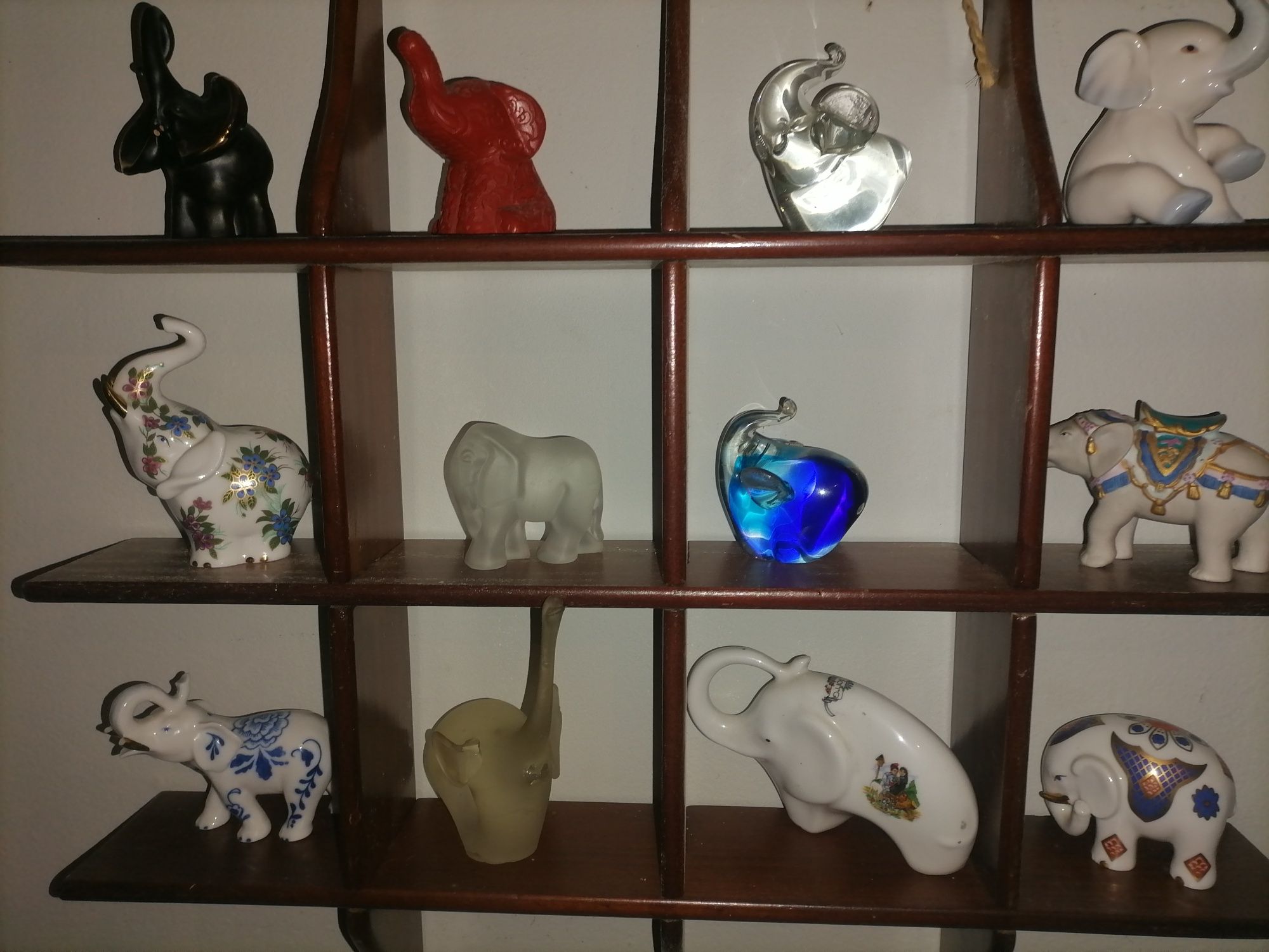 Coleção 12 Elefante por 4 0 €