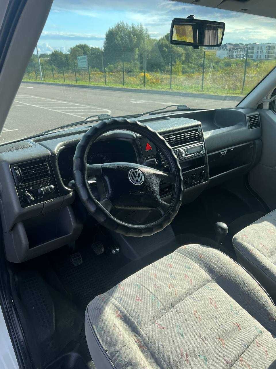 Volkswagen transporter t4 (2.5, 75 квт)