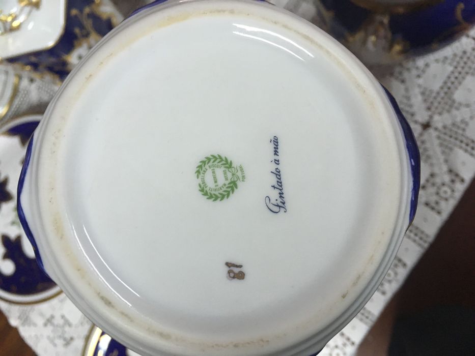 Louças para decoração, pintadas à mão (PT)