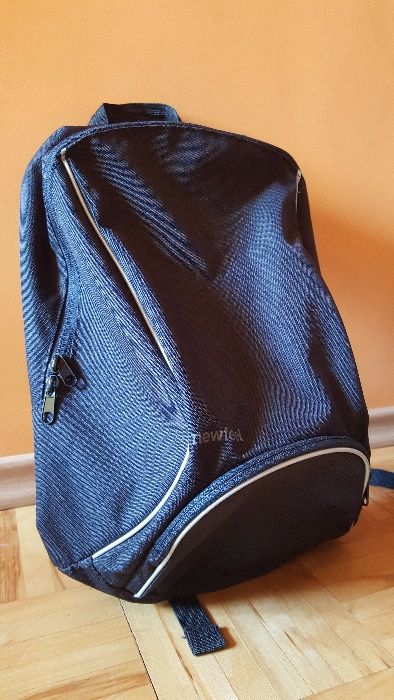 Plecak czarny z odblaskami