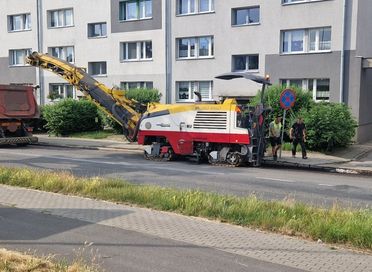 Frezowanie nawierzchni drogowych (bitumicznych) - wynajem frezarki 1m