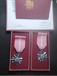 RP 2 komplety medale i legitymacje za długoletnie pożycie małzeńskie