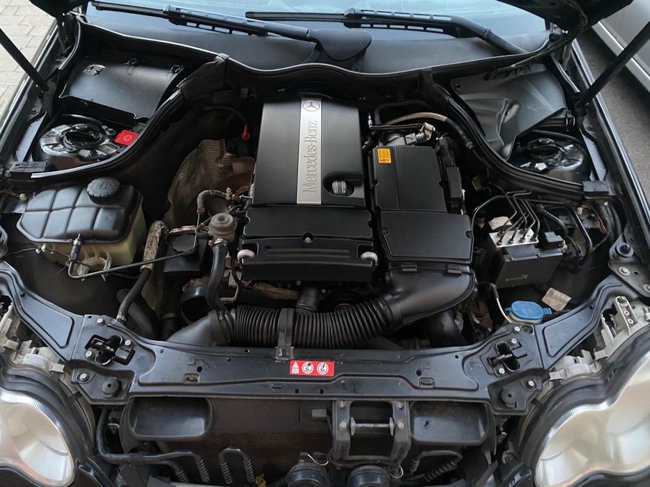 Мерседес. С-200 компресор