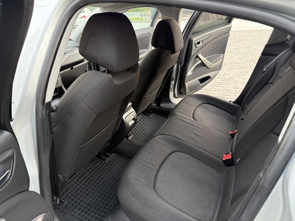 Citroën C5 II (2 покоління), 2011 рік, 1.6 дизель. Обмін