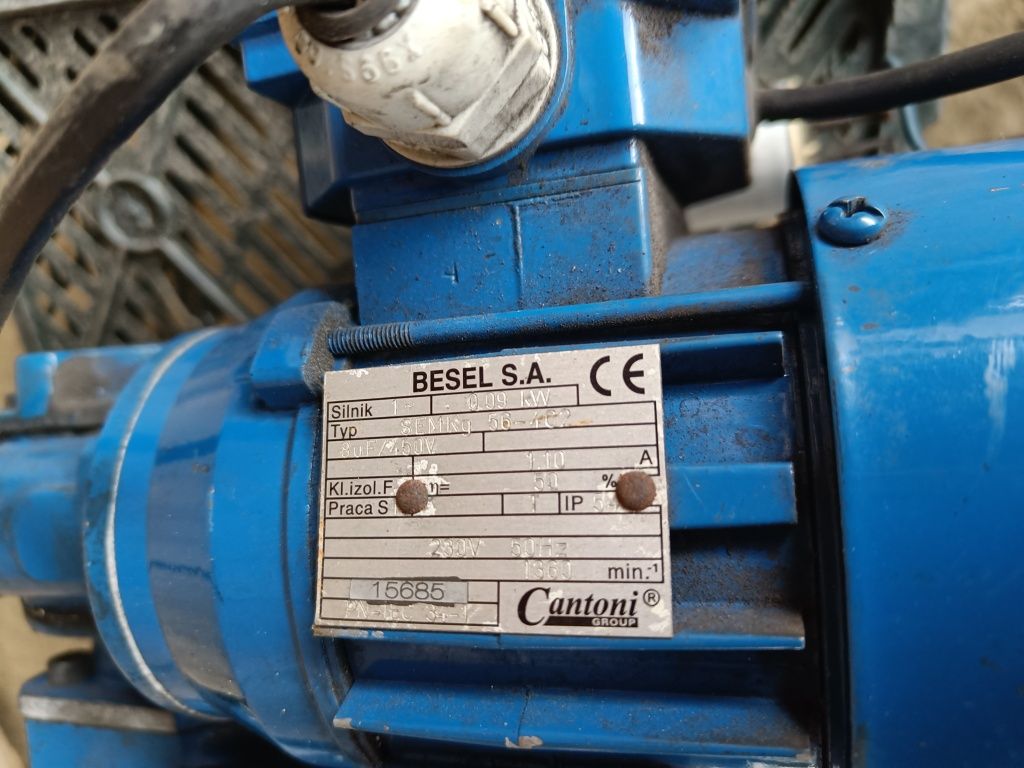 Silnik Besel z przekładnią 0,09 kW