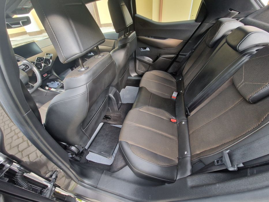 Електромобіль DS3