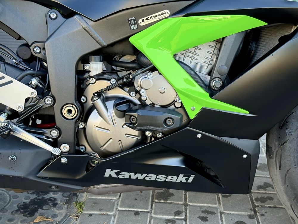Kawasaki Ninja ZX-6RA 636 2013