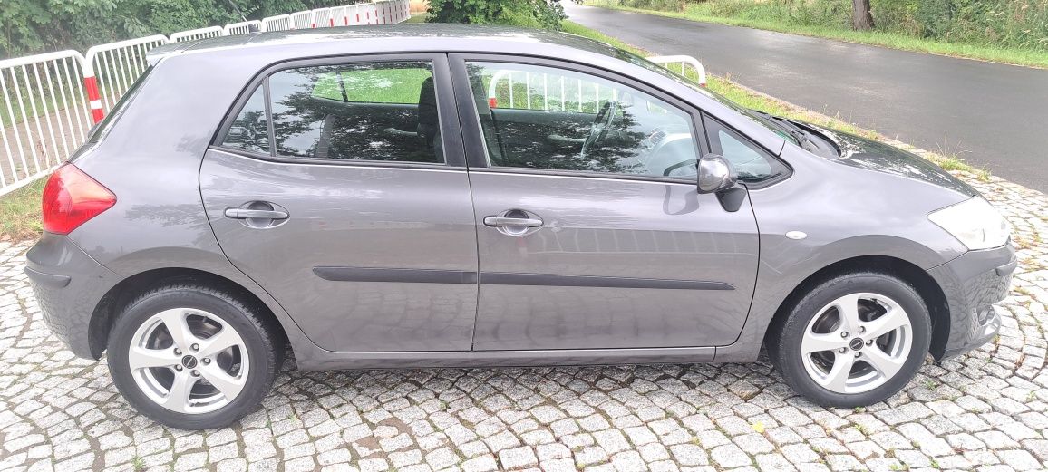 Toyota Auris 1.6 vvt-i benzyna 123km 2007rok 167 tys.km# klima#pdc#alu