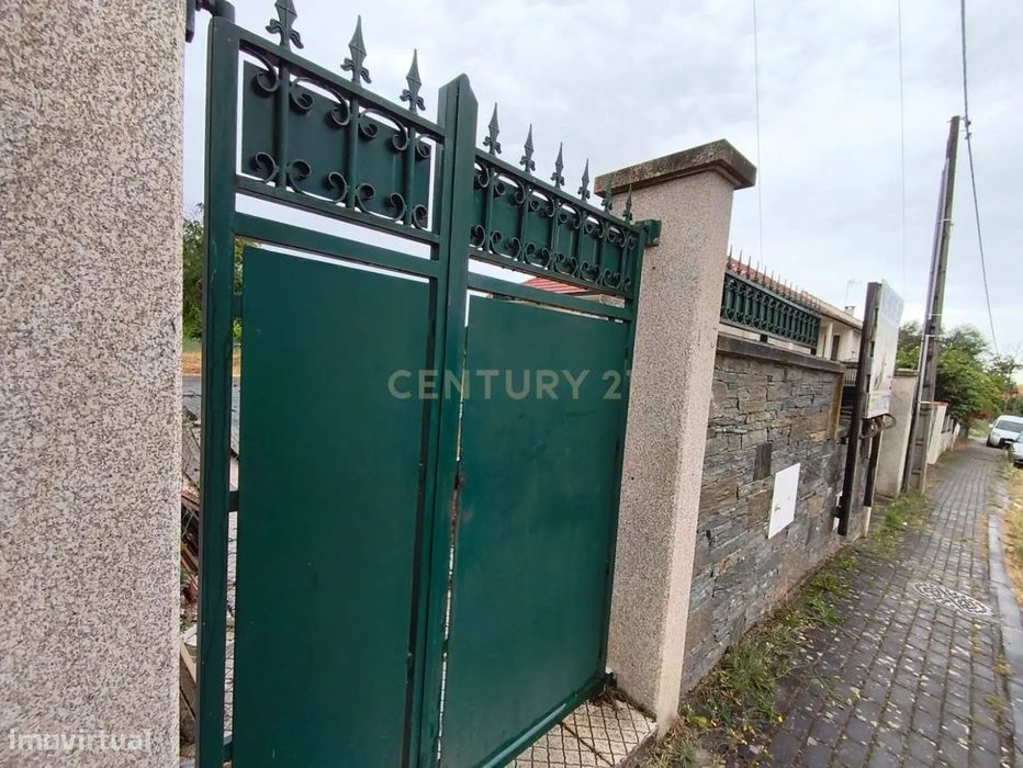 Terreno Urbano em Parada, Bragança - 615m² por 45.000€