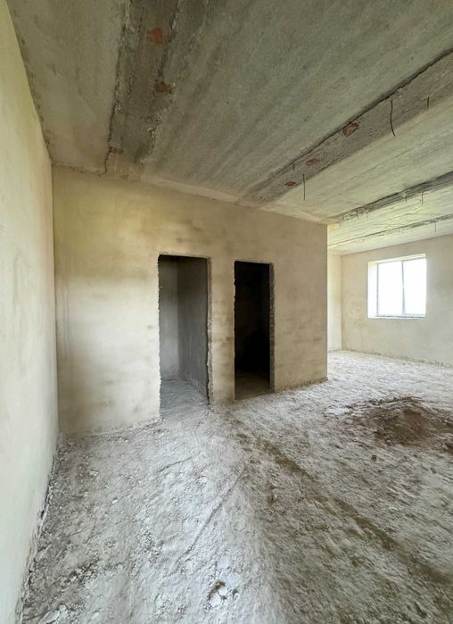 Продаж 2 к + кухня вітальня квартири в смт Запитів БЕЗ КОМІСІЇ. єОселя