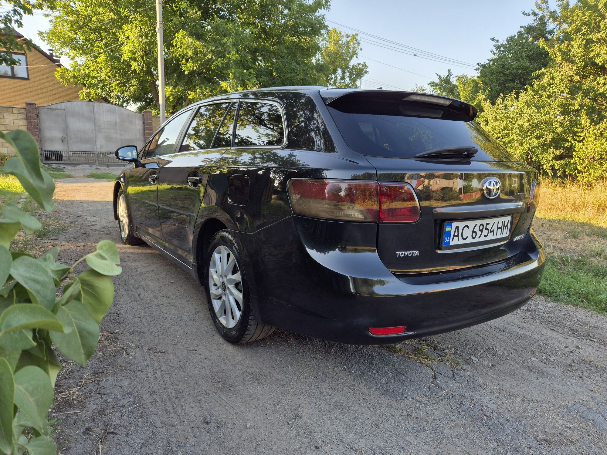 Toyota avensis,тойота авенсіс 2011 рік