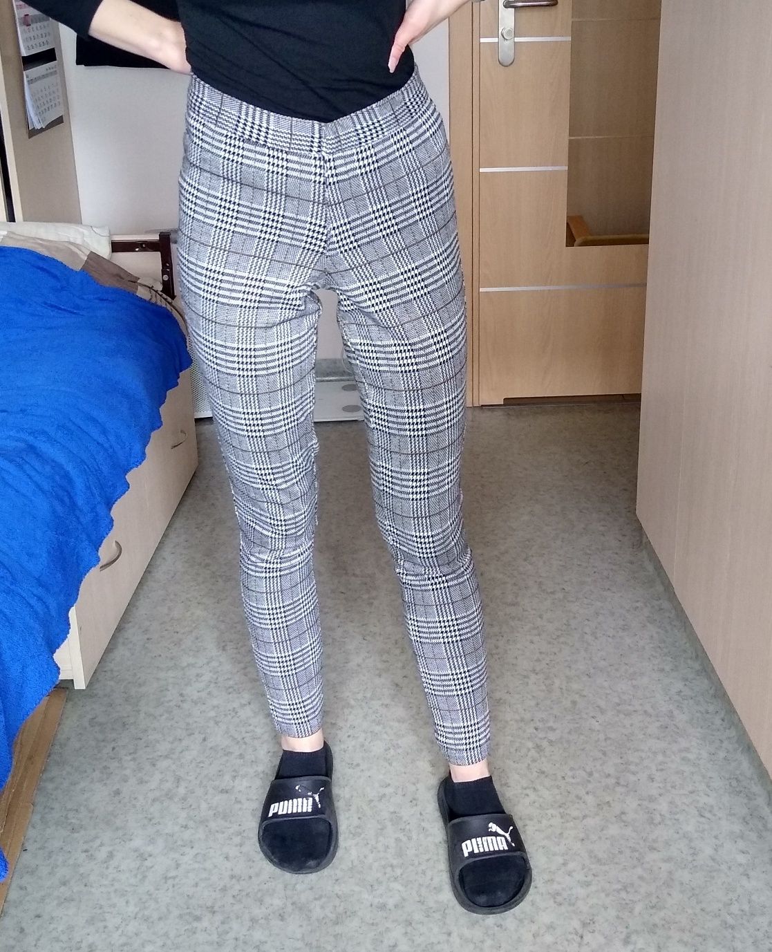 Garnitur ze spodniami w pepitkę S/M