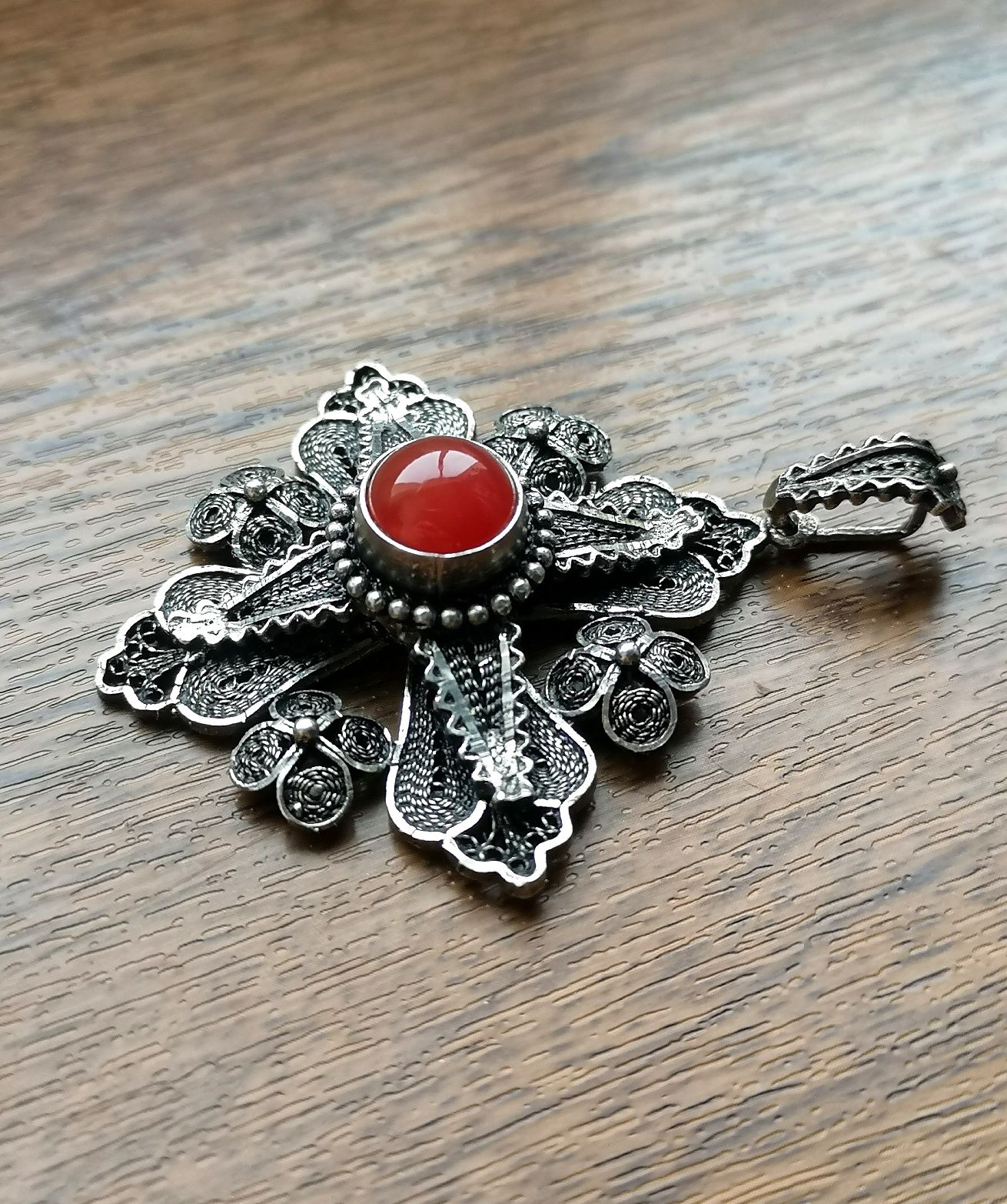 śliczna dawna filigranowa srebrna zawieszka wisior karneol srebro