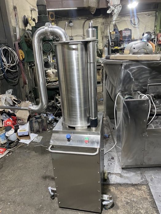 Шприц колбасный