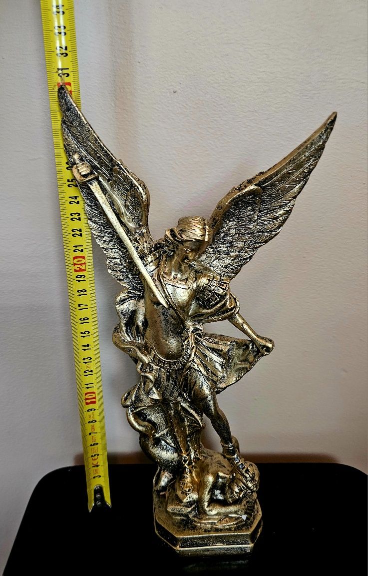 Figurka Św. Michała Archanioła. Duża 31cm