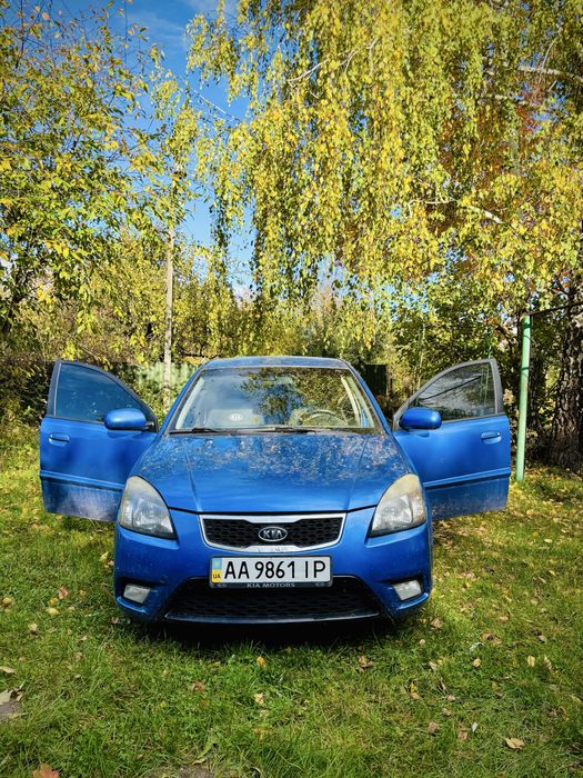 Киа Рио (benz) 2010