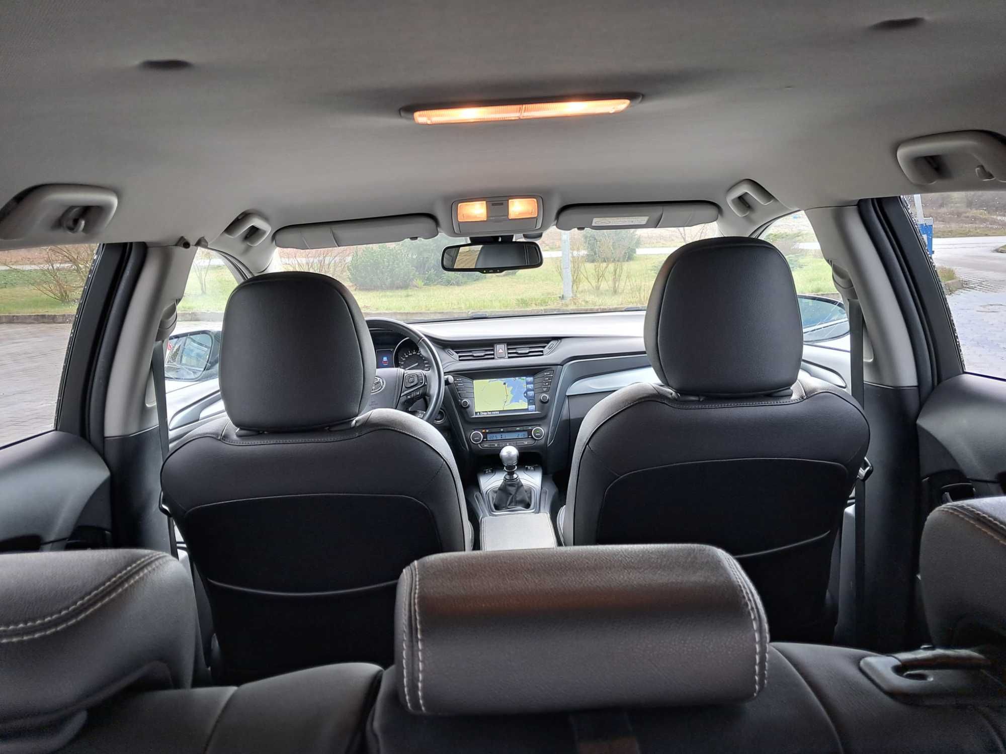 Czytaj!Toyota Avensis Premium 2.0 D-4D, kamera/navi ,led,skóra. Okazja