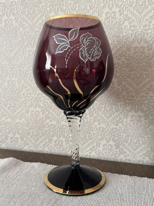 Кехил,  декор, скло з позолотою