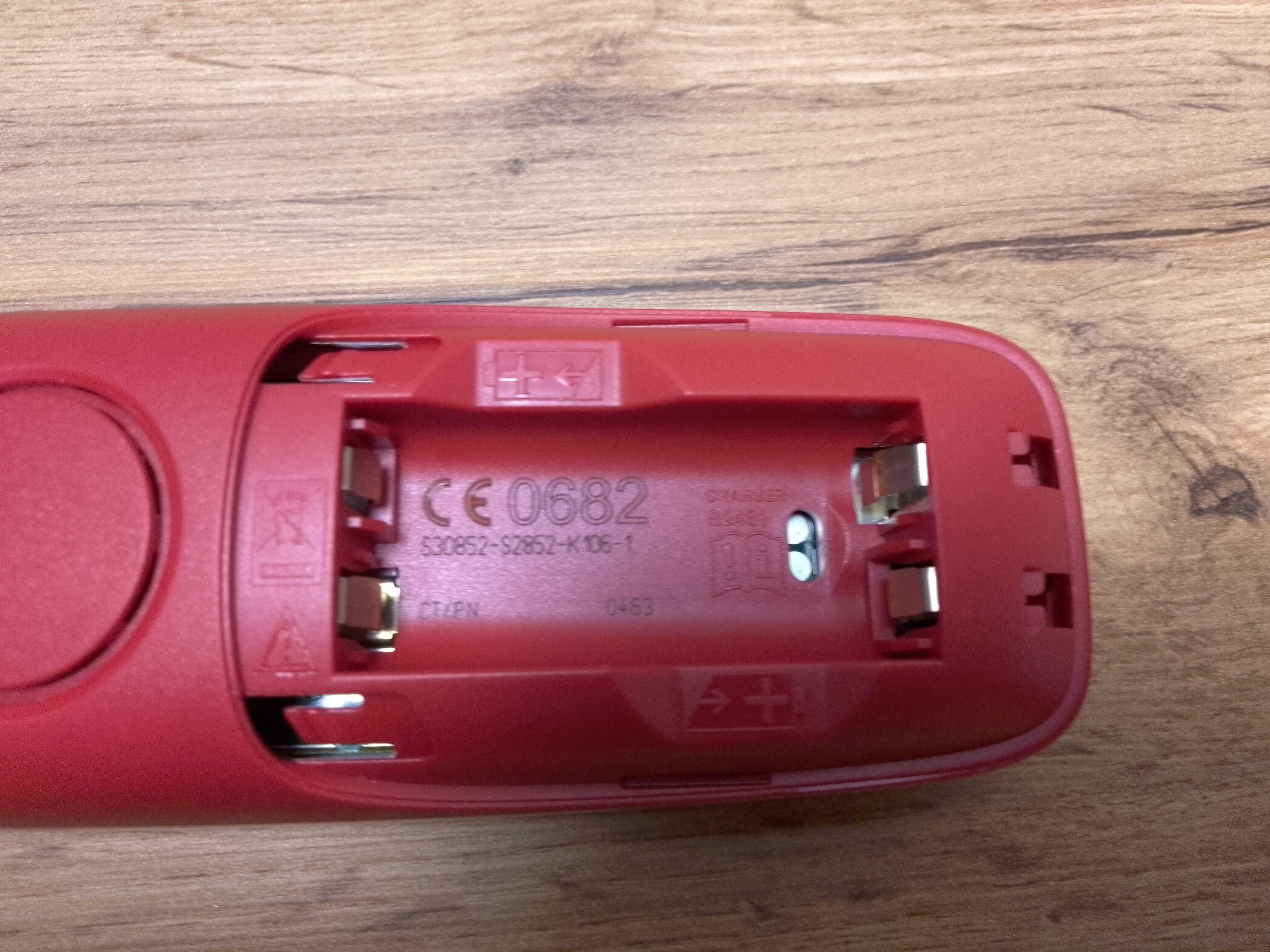 Telefon stacjonarny bezprzewodowy czerwony Gigaset A170 N1B-53